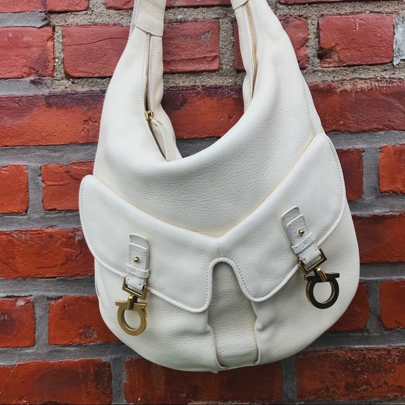 Salvatore Ferragamo white hobo bag - Picture 3 of 6